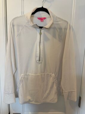 Lilly Pulitzer Cream Velour Half-Zip-Pullover with Gold Hardware